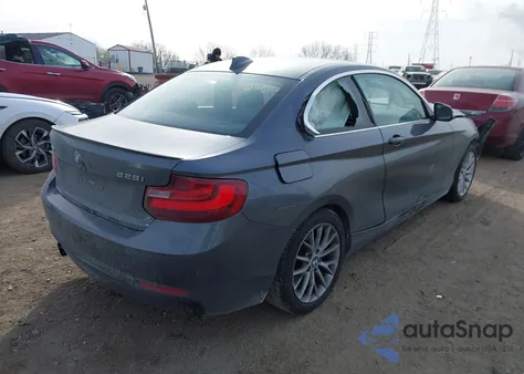 2016 BMW 228I xDrive z USA, uszkodzony, nr VIN WBA1G9C59GV599521